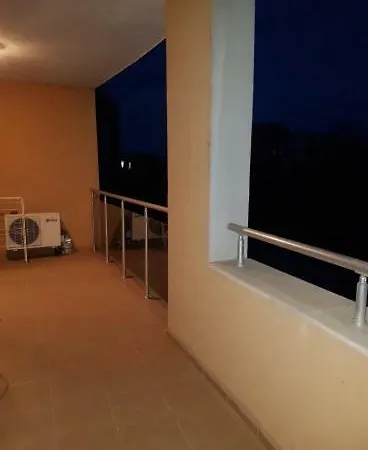 Apartments * サニービーチ