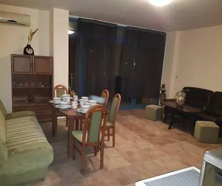 アパート Apartments *